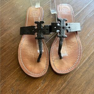 Tory Burch Moore thong sandals in black Sz 9